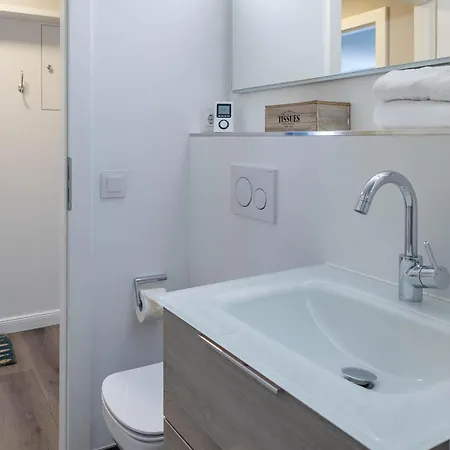 Apartment Ad3_1b_mrs_ Ocean Ii *